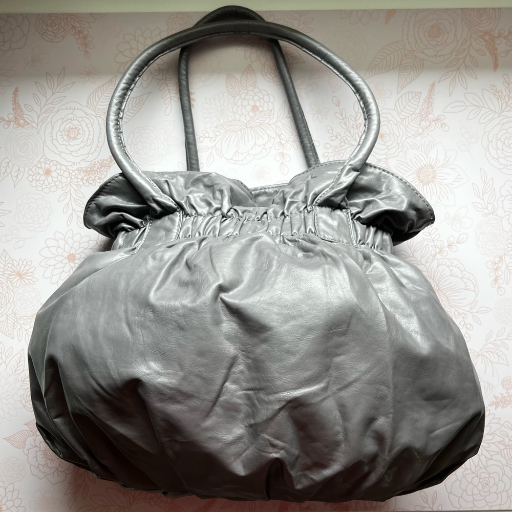 Braided Gray Cauldron Tote Bag - Picture 3 of 10